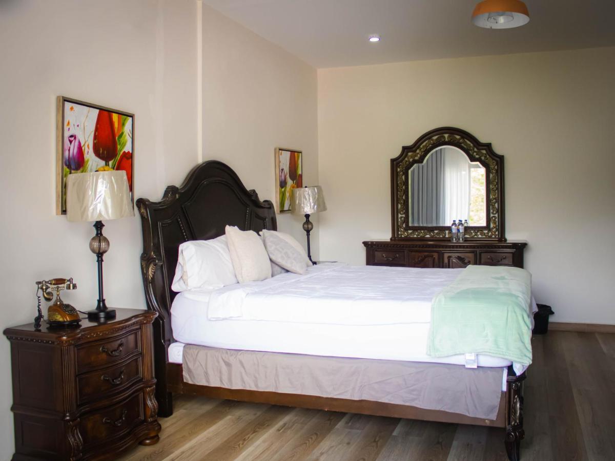 Hotel, Cocoview Valle de Ángeles Eksteriør bilde