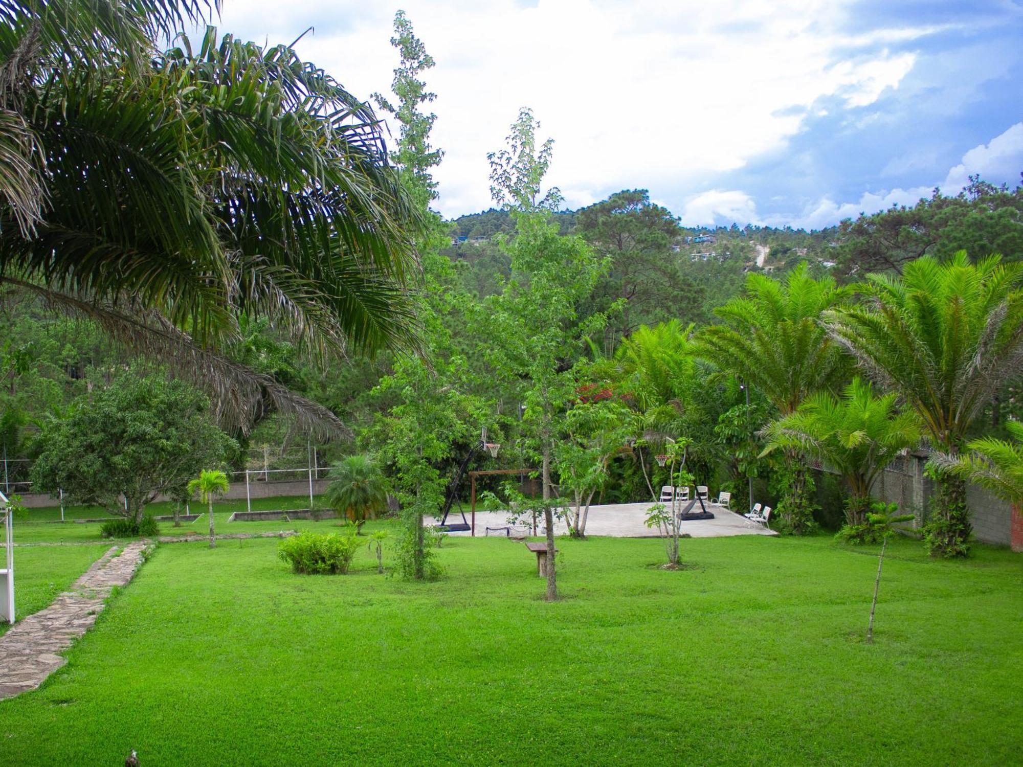 Hotel, Cocoview Valle de Ángeles Eksteriør bilde